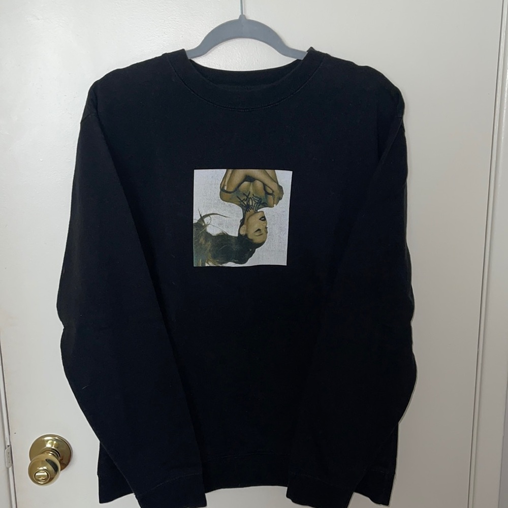 Ariana Grande crewneck sweater